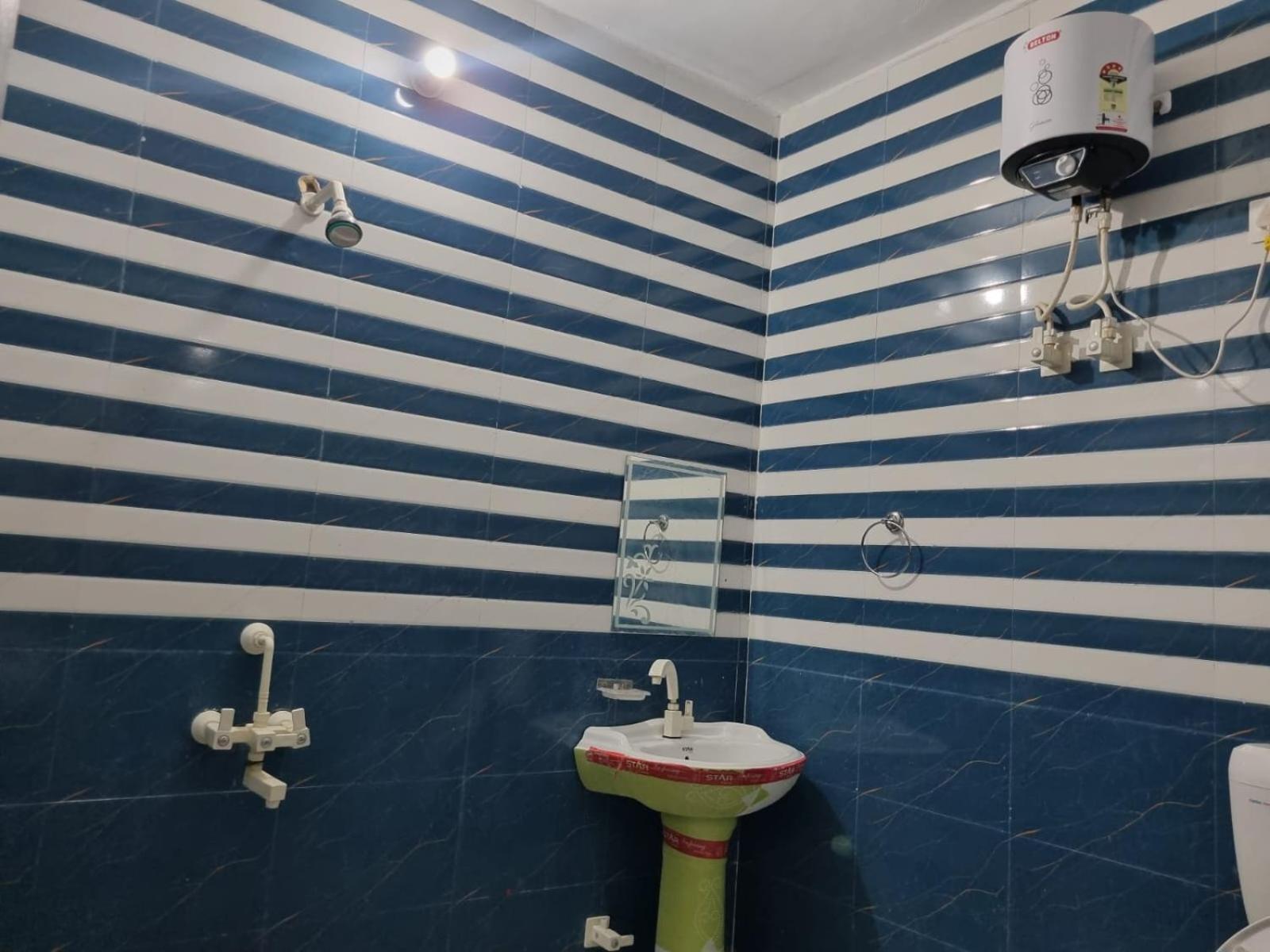 Hotel Sarovar Prosperity